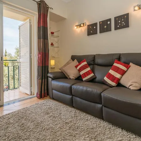 Two Bedroom Duplex Lejlighed *