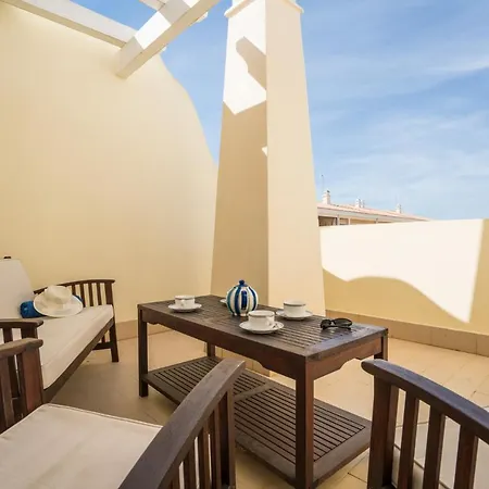 Two Bedroom Duplex Lejlighed